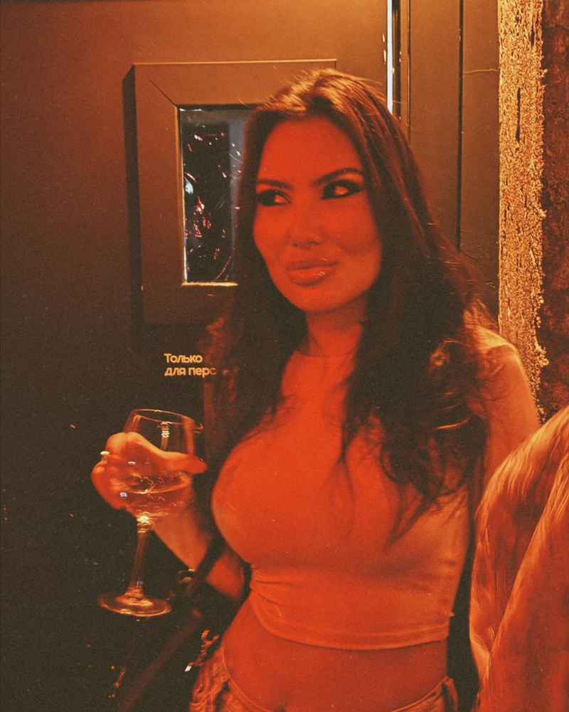 Ася