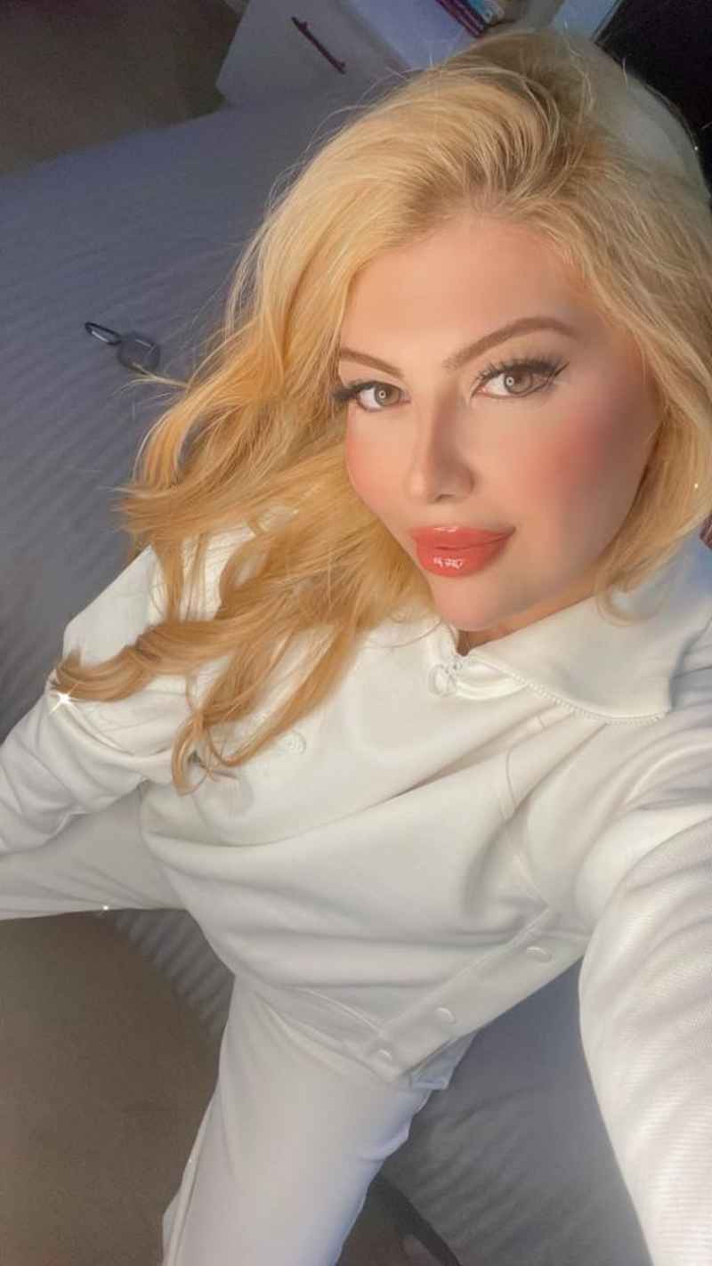 Надя