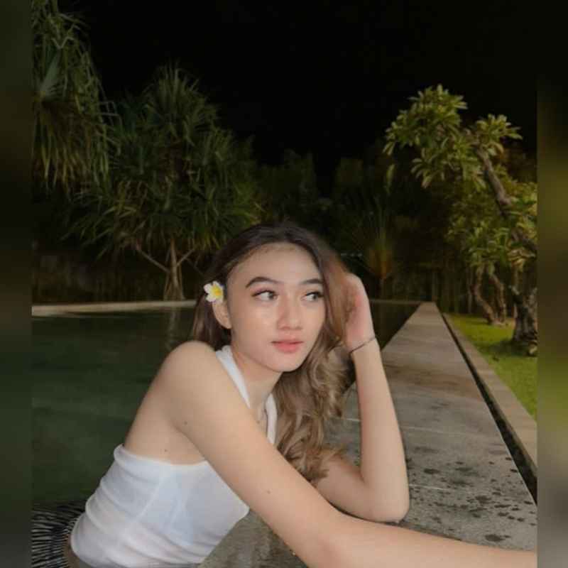 Ева