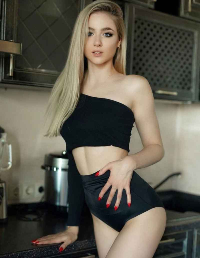 Надя