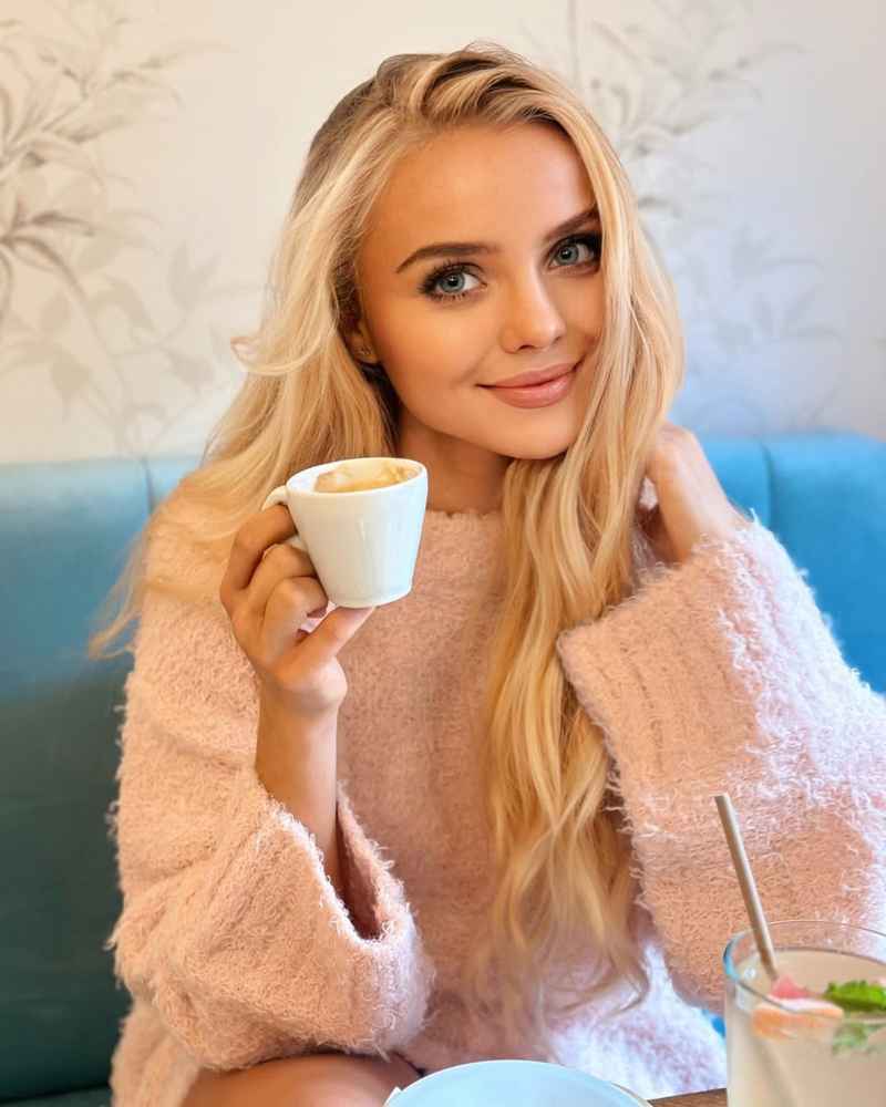 Анжела