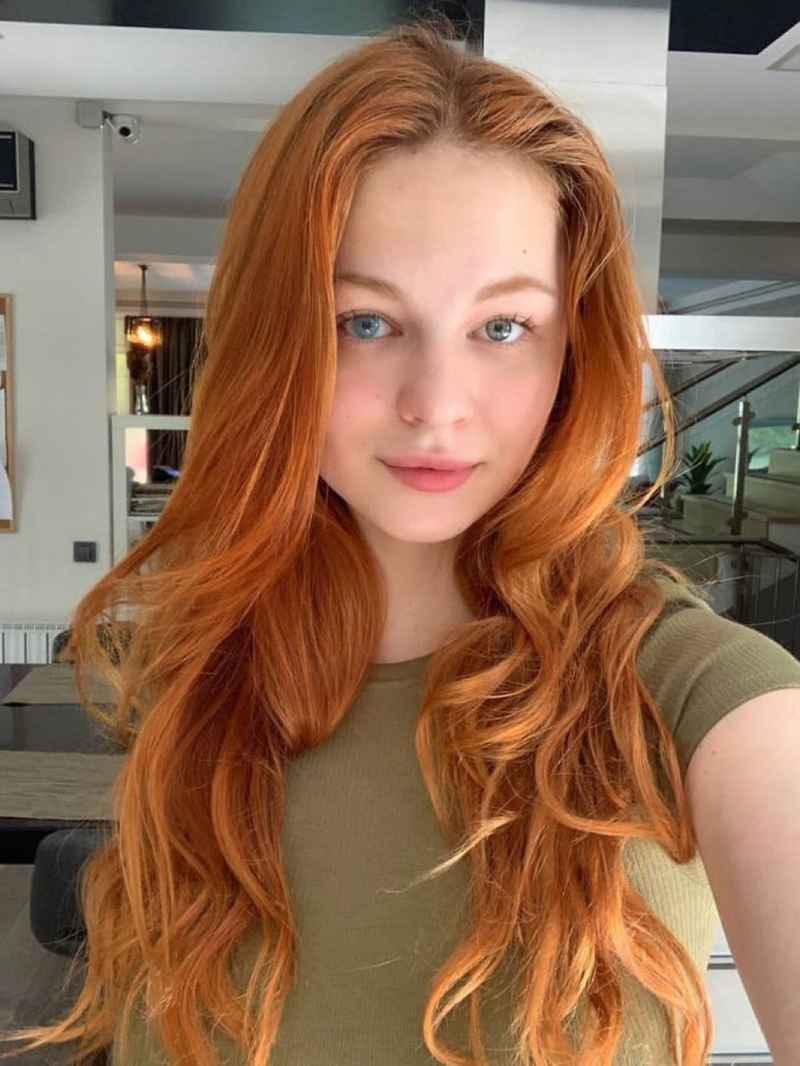 Аня