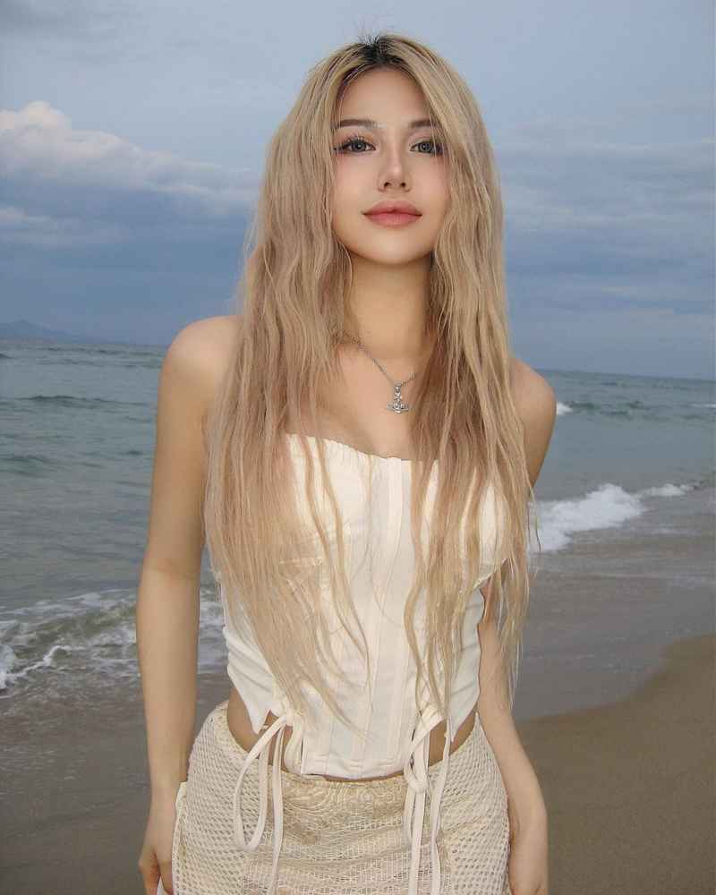 Ева