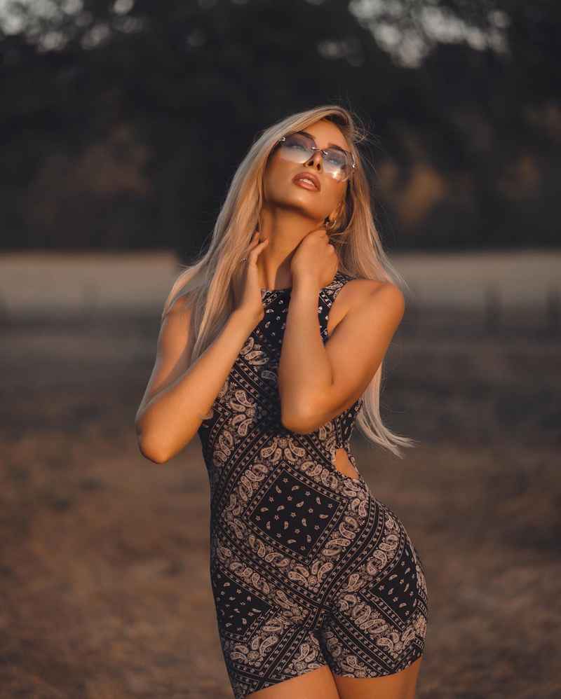 Полина