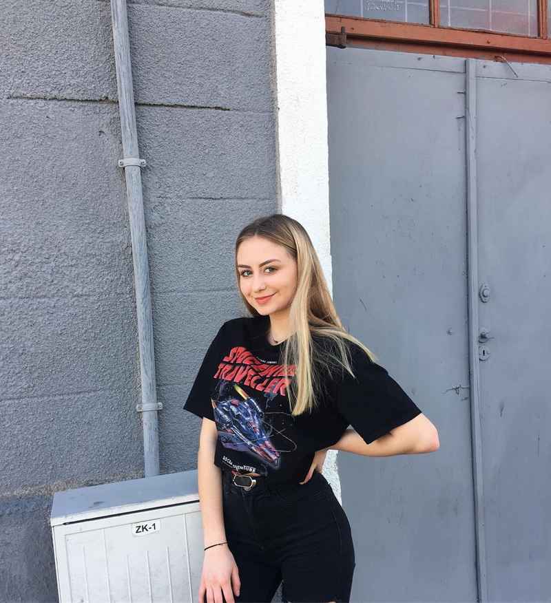 Селена