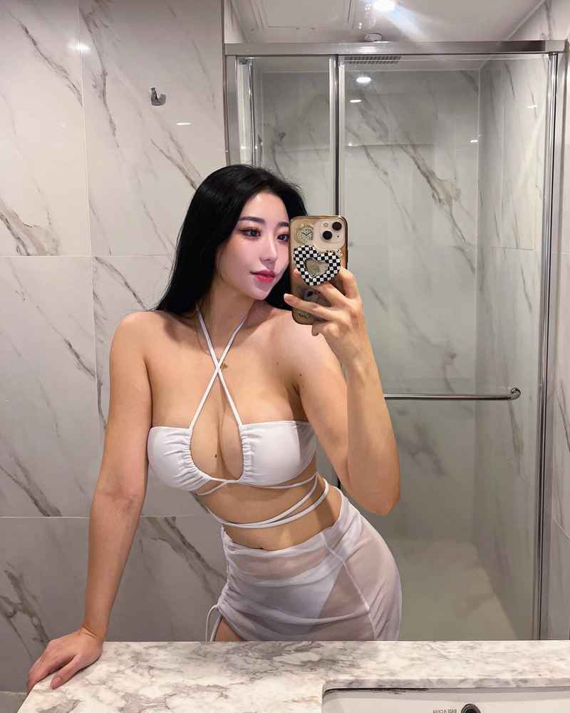 Женя