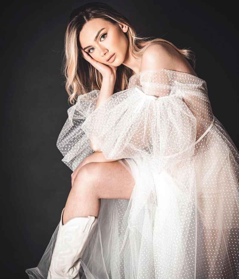 Амина