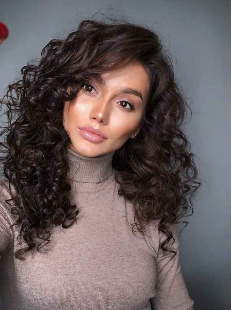 Полина